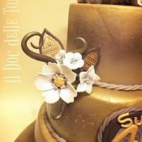 Fashion gold cake