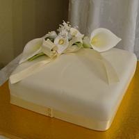 Lily Romance Cake
