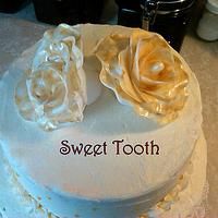 Gold and Ivory Wedding Cake