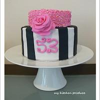 Black-White- Pink Cake