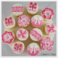 Pink Baby Shower cupcakes