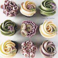Cupcakes in Nature Tones