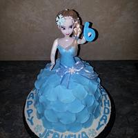 Elsa doll cakes