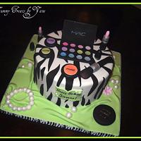 Another Girly Cake (MAC)