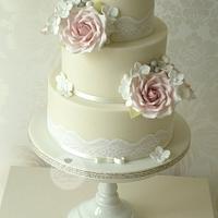 Vintage roses wedding cake