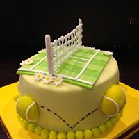 Birthday cake for a tennis player