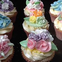 Birthday floral cupcakes