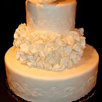 A RUFFLE WEDDING CAKE