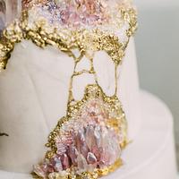 Kintsugi Crystal Geode Wedding Cake