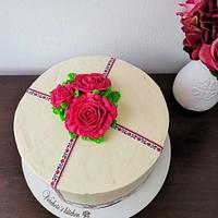 Cake with Bulgarian Embroidery 