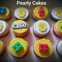Lego Birthday Cake & Cupcakes 
