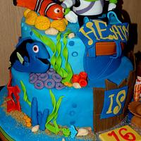 Finding nemo and toy story theme in one cake
