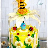 Cake Maya Bee