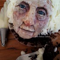 Cupcake granny, sculpted cake.