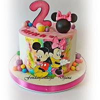 Mickey and Minnie themed cake