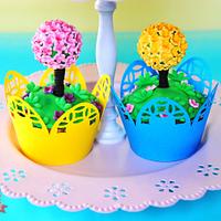 Topiary Flowers Cupcakes and Cookies For Mother's Day