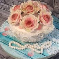 Birthday cake with roses