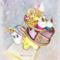 Tower cake gourmet unicorn