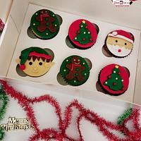 "Christmas cupcakes"