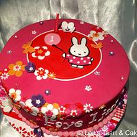 Pink Miffy cake