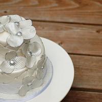 Anniversary wedding cake