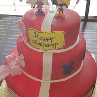 Minnie and mickey mouse cake 