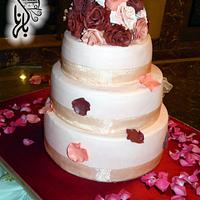 Roses Engagement cake