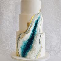 Geode wedding cake.