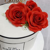 CHANEL N°5 Cake 
