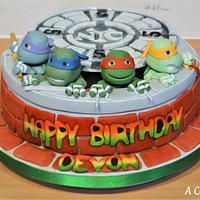 Teenage Mutant Ninja Turtle cake