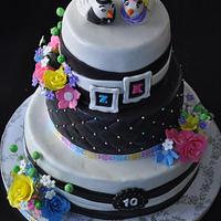 A Happy, Black & White Wedding Cake! :-)