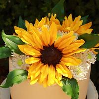 Sunflowers wedding cake