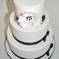 Black and White Polka Dot Wedding Cake