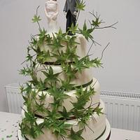 Wedding Cake at Maidens Barn, Essex