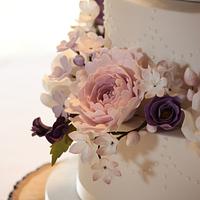 Flowers & Woodland Wedding Cake