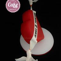 3D DEFYING GRAVITY HEART CAKE - CAKE MASTERS TUTORIAL