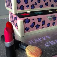 Cosmetic box