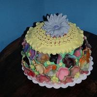 Wildflowers & Doily effect cake