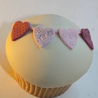 Pastel Valentine's cupcake collection