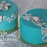 Tiffany mini-cakes