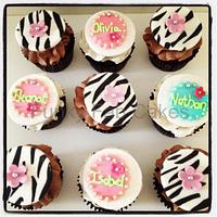 Zebra print cupcakes