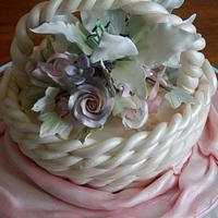 Floral basket cake