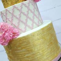 Gold sequin cake