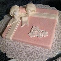 Pink Cake Box