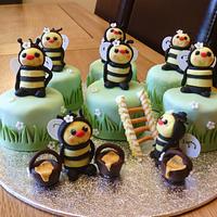 Mini Bees to match Bee Happy