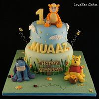 Winnie the Pooh 1st Birthday Cake 