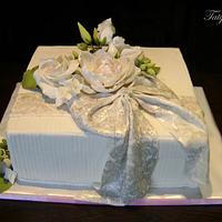 Cake with ribbon