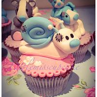 Me to you, blue nose friends cupcakes