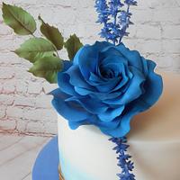 Rose and lavenders cake