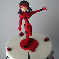Miraculous ladybug cake